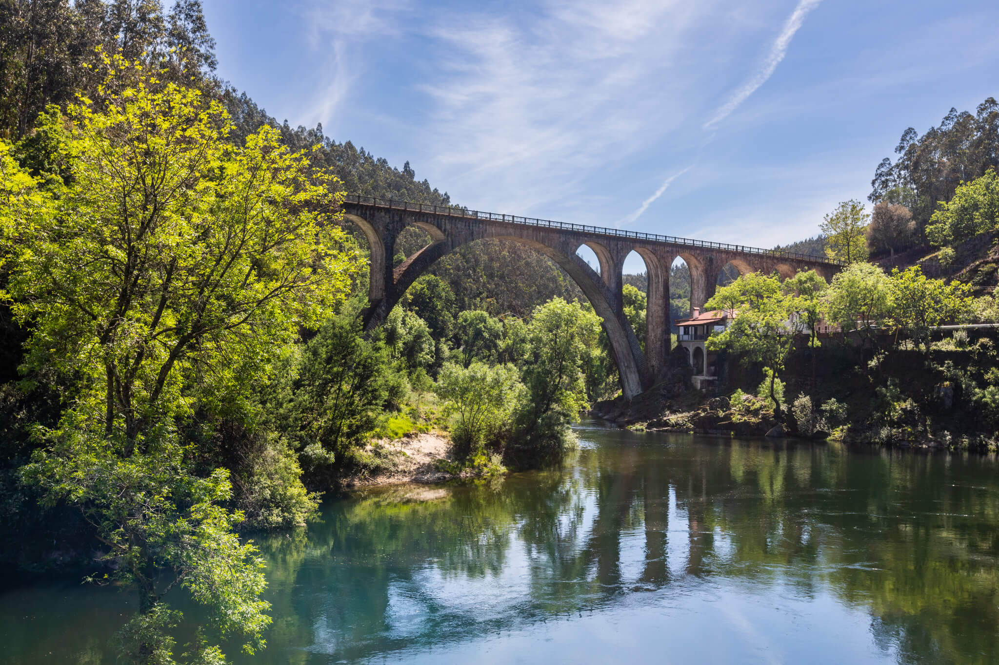 Poço de S. Tiago Bridge